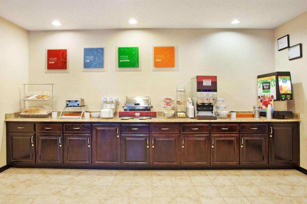 Comfort Inn Blairsville Bagian luar foto